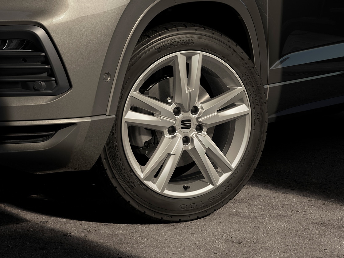 Llantas de aleación Performance de 46 cm (18") en plata Brilliant para el SEAT Ateca