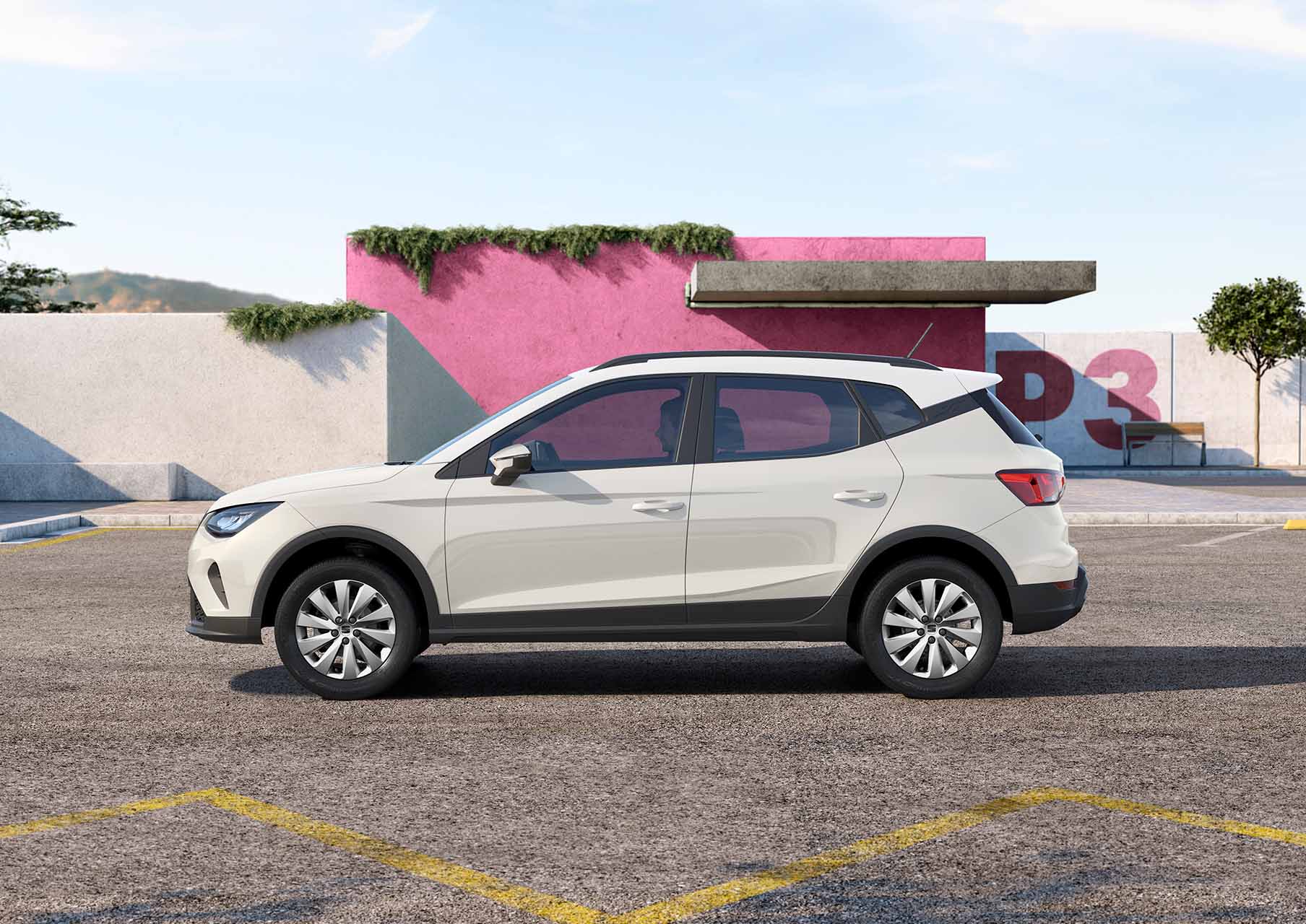 seat-arona-reference-blanco-candy-vista-de-perfil