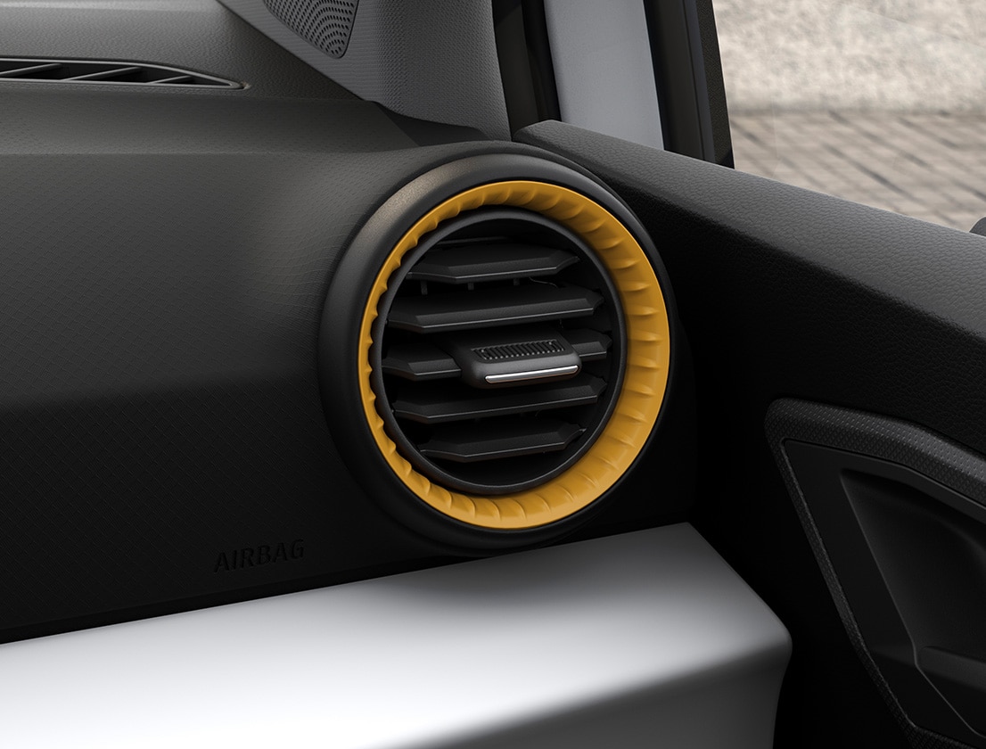 seat-ibiza-reference-conductos-de-ventilación-en-honey-mustard