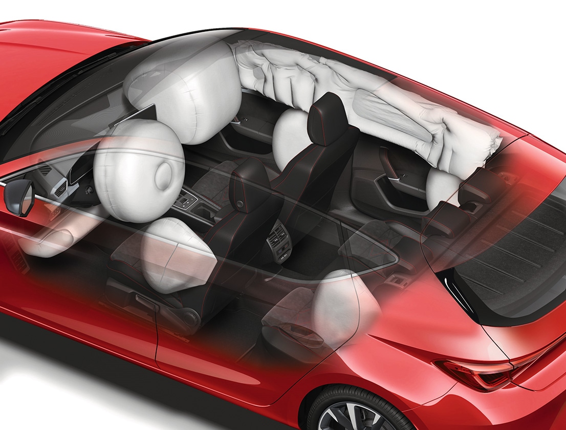 SEAT León color rojo Desire con airbags